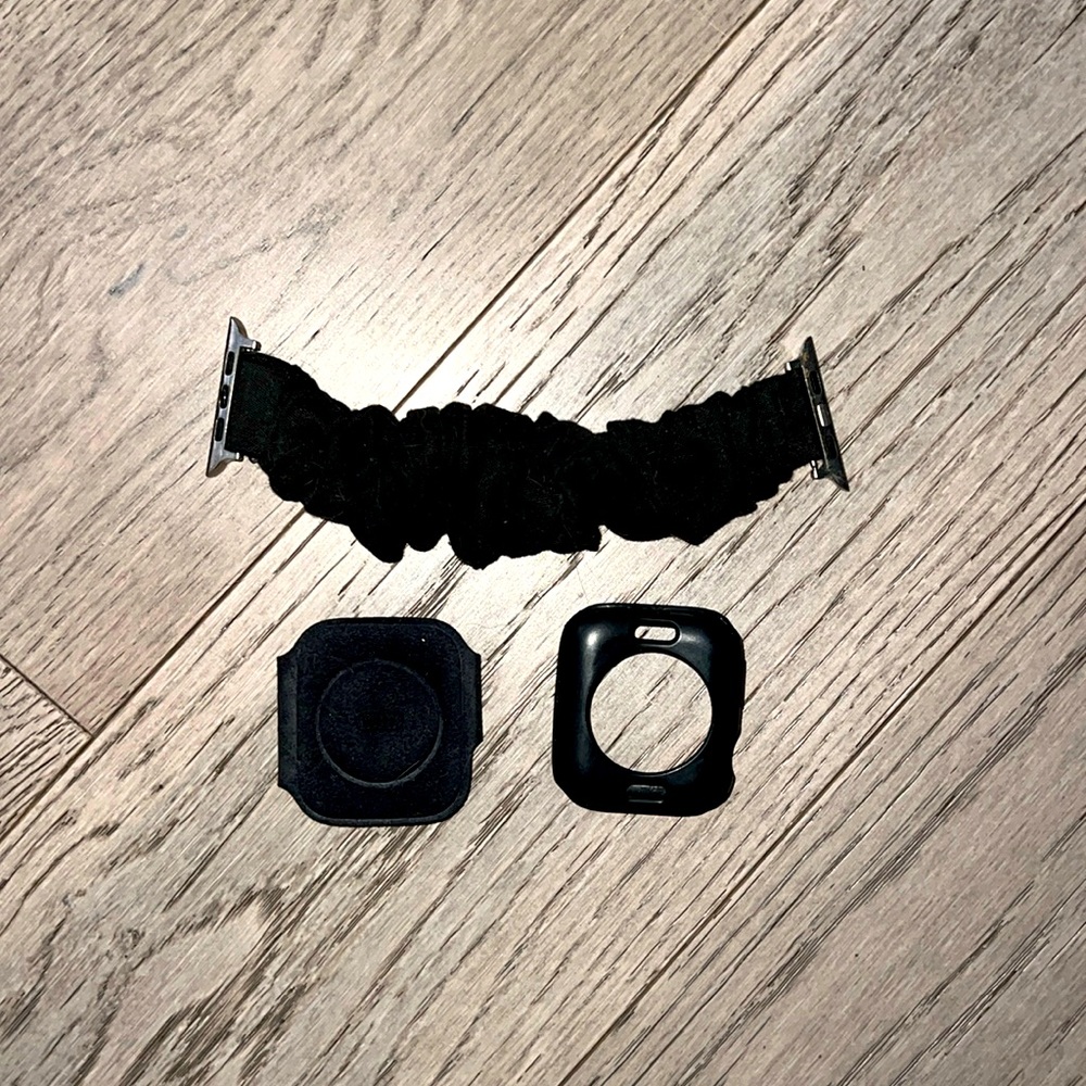 Apple Watch scrunchie band cover protection